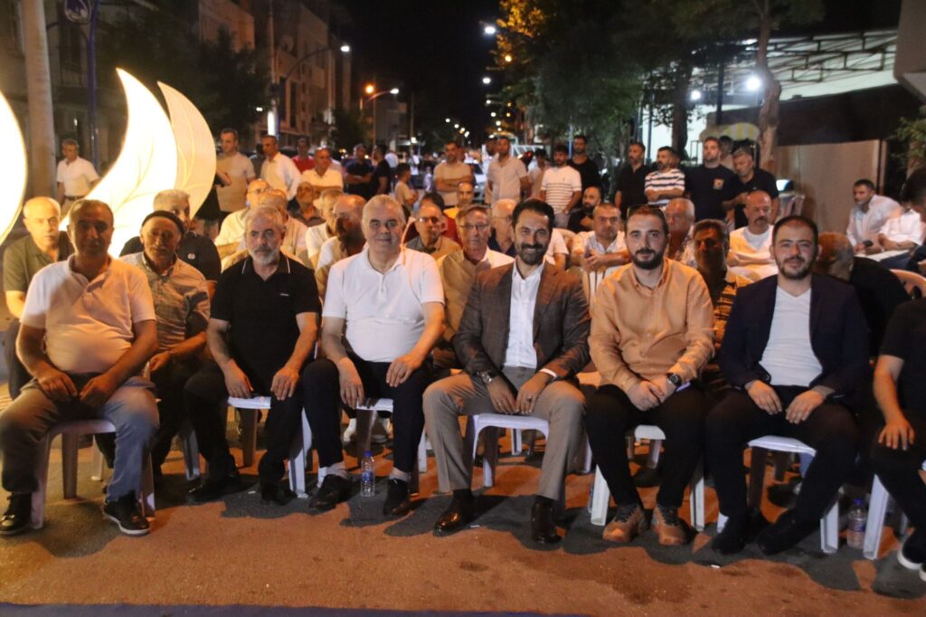 cde3ef3e-7c2e-4d35-9ab6-bcfb68017054-2-1024x682 Mücahit Arınç’tan Kürtçe Ezgiler Eşliğinde ‘Barış Halayı’
